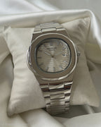 PP Nautilus - (Analog Watch)